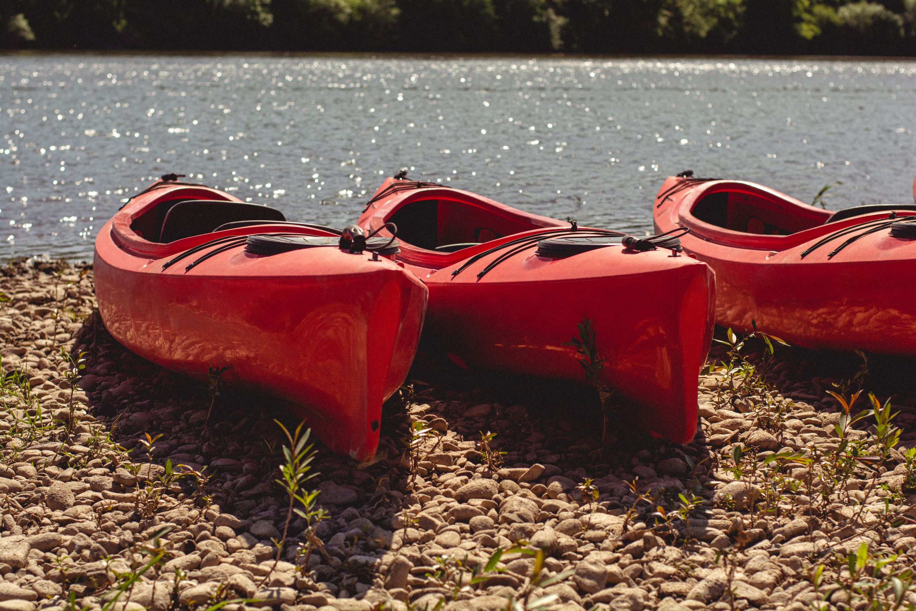 Kayaks Shutterstock 2313475125